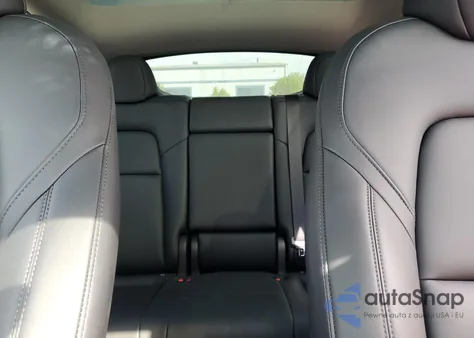 2024 Tesla Model Y из США, поврежденный, VIN 7SAYGDEE0RA231036